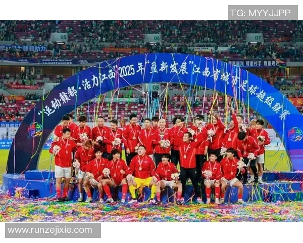 球星美图足球盛宴展现绿茵激情与明星风采全景体验